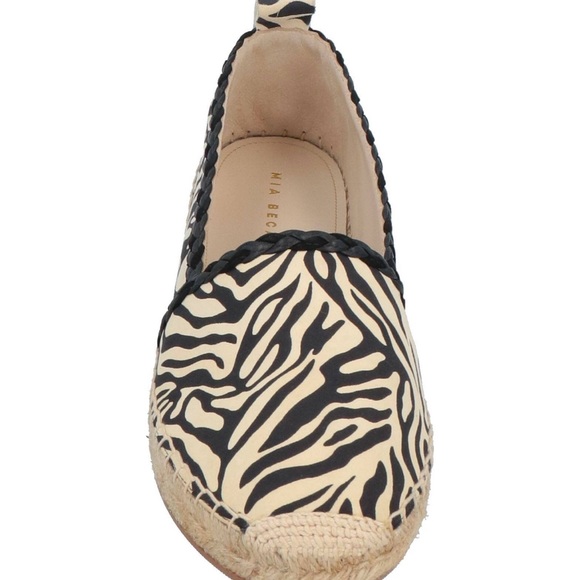 MIA BICAR Zebra Print Espadrilles New in Box Size 8 (US) - Picture 3 of 4